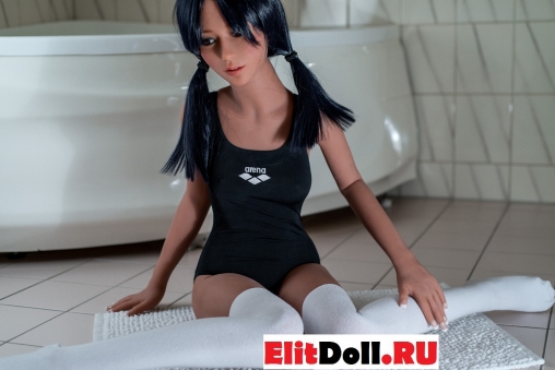 Реалистичная силиконовая секс кукла Карли