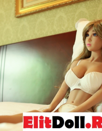 Реалистичная силиконовая секс кукла Андреа